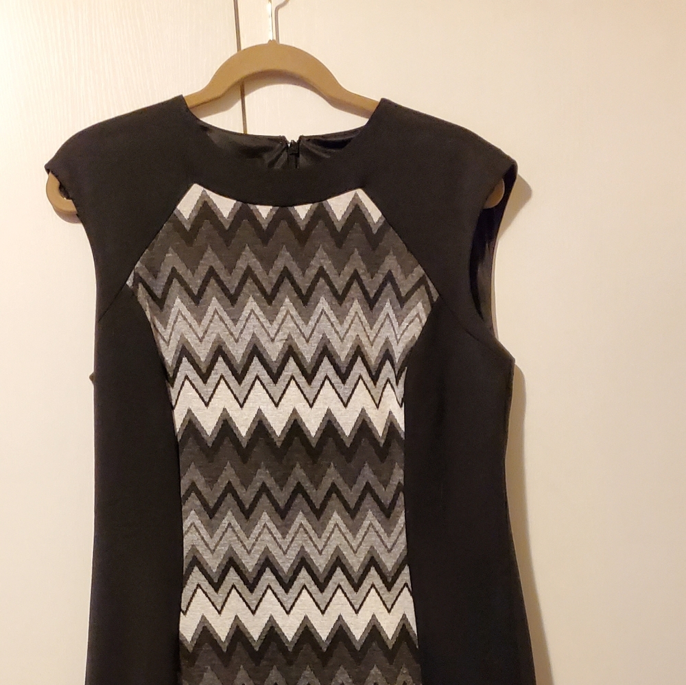 Nine west zigzag design dress